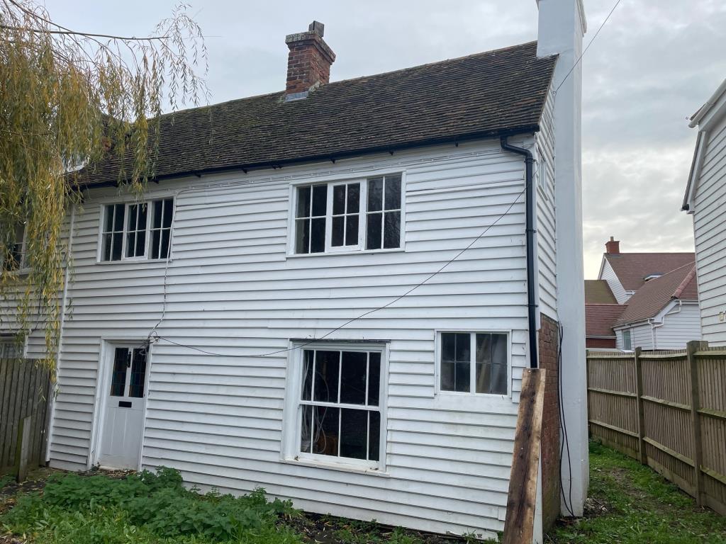 Lot: 62 - SEMI-DETACHED COTTAGE WITH PLANNING TO EXTEND - Front of The Cottage